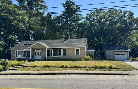 2nd image of 207 River Street