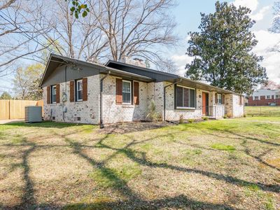 1912 Lakeside Dr, Lynchburg, VA, 24501