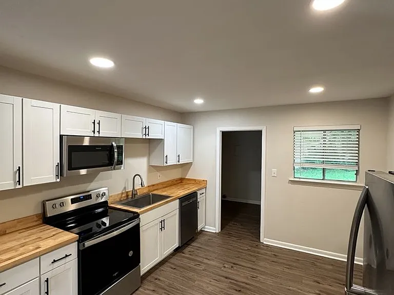 4059 Arbor Place Ln — Photo 4