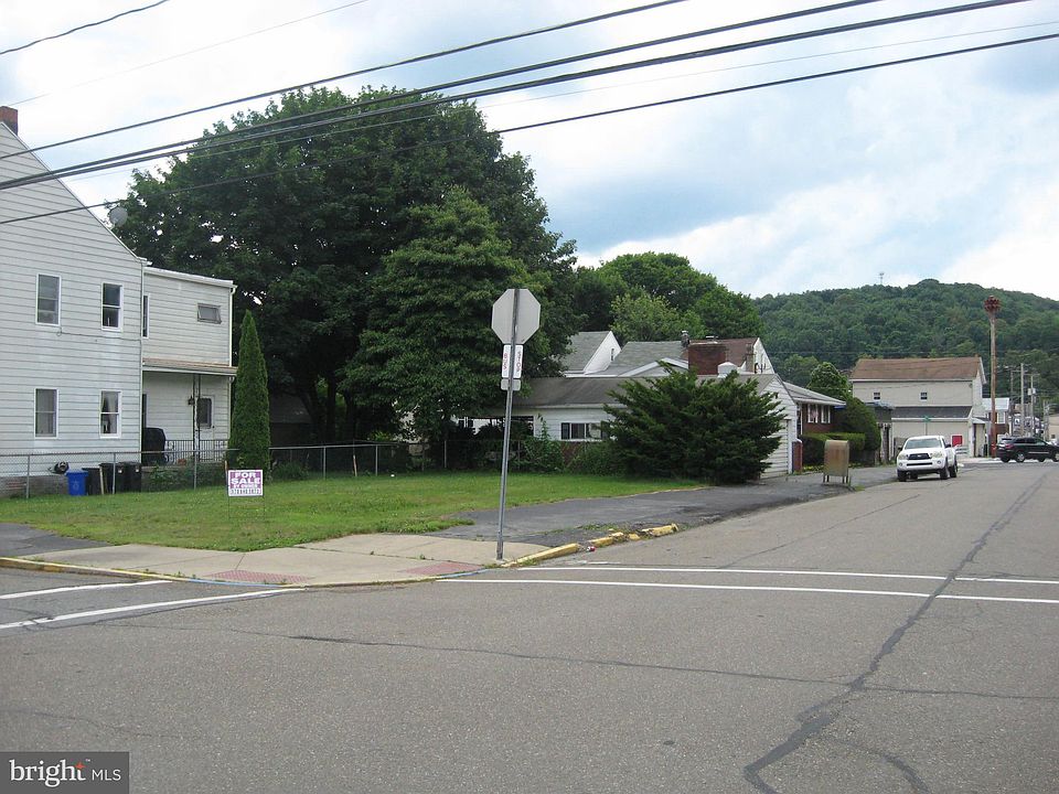 1st image of 100 S Nicholas St