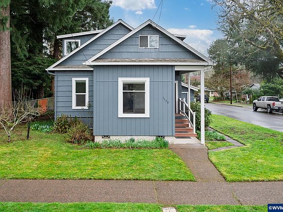 2nd image of 1139 NW Yamhill St
