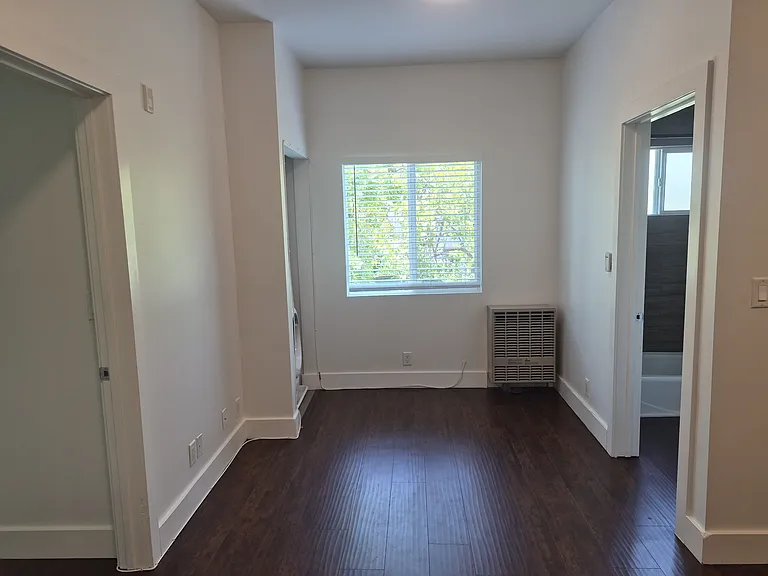 5957 Barton Ave #204 — Photo 2