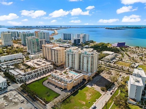 5th image of 800 N Tamiami Trl Unit 321