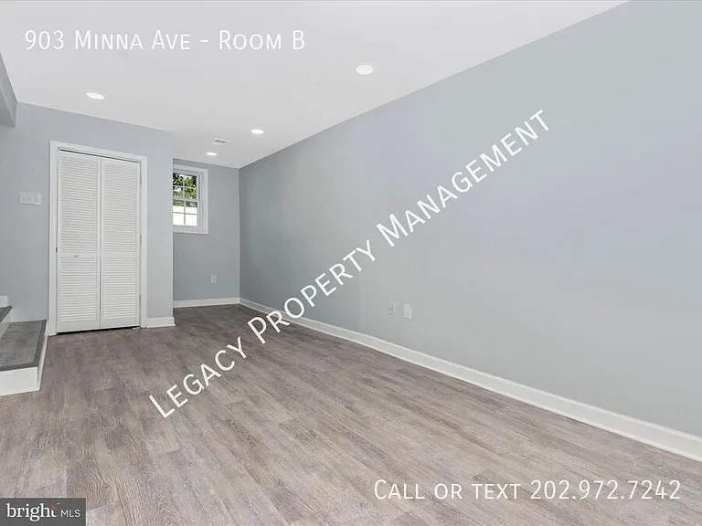 903 Minna Ave #B — Photo 22