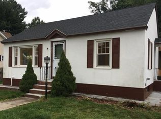 247 Grove Ave, Leominster, MA 01453