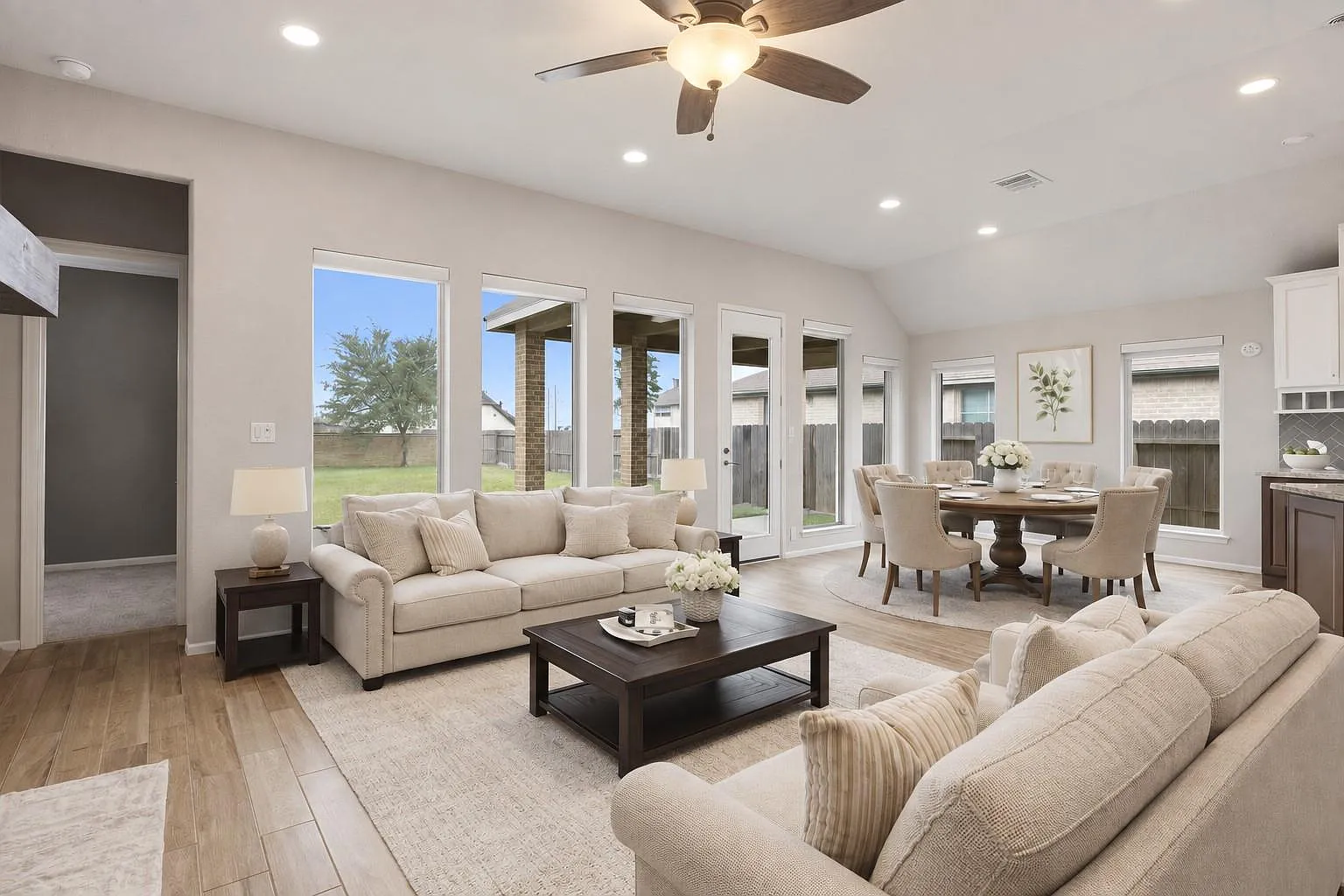 3 bed, 2.0 bath, 2168 sqft, $3,100 — Photo 1