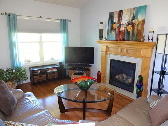 4th image of 3594 Twin Oaks Ln #13