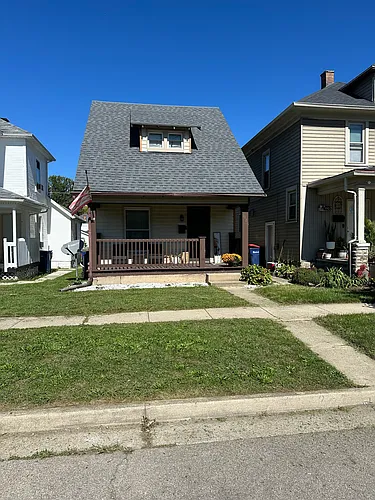 1028 W North St Photo 1