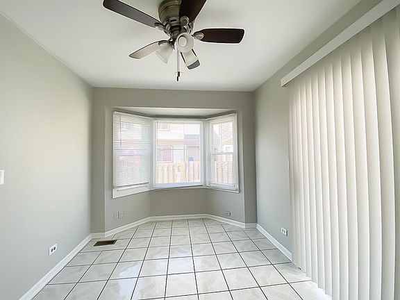 5th image of 1345 Portsmouth Ct