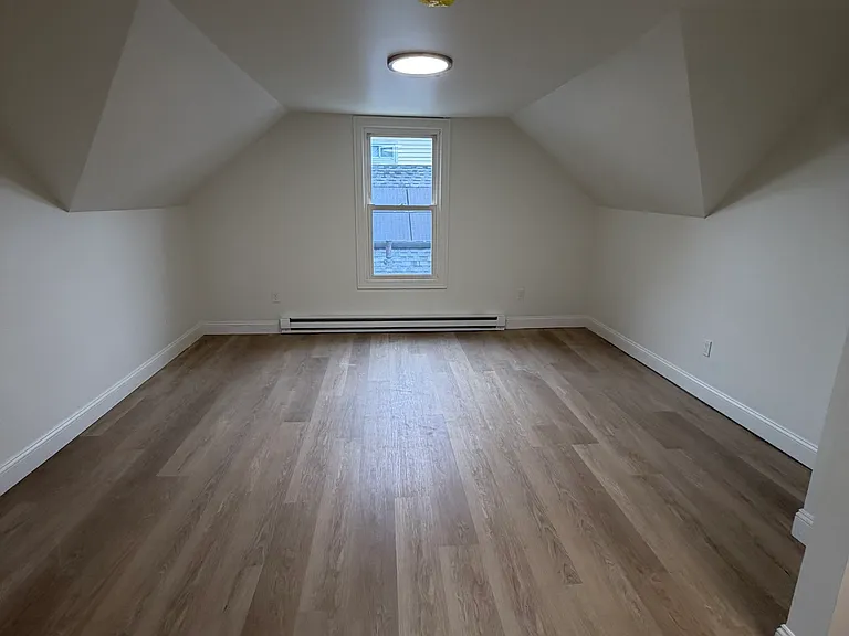 25 Lorenzo St #3 — Photo 3