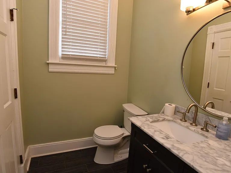 1407 Habersham St — Photo 10