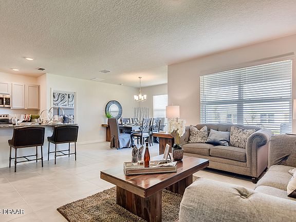 3rd image of 2266 Lake Preserve Cir