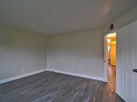 2nd image of 7932 Shannon Ave