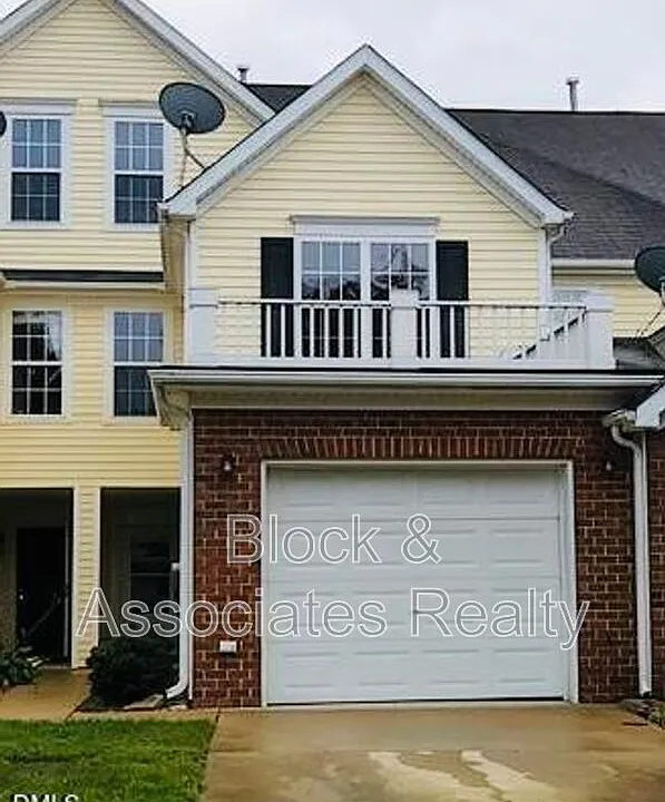 2630 Vega Ct