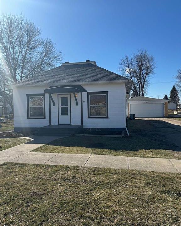 610 6th St, Whittemore, IA 50598 Zillow