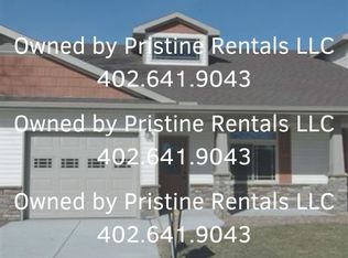 339 N 7th St, Seward, NE 68434