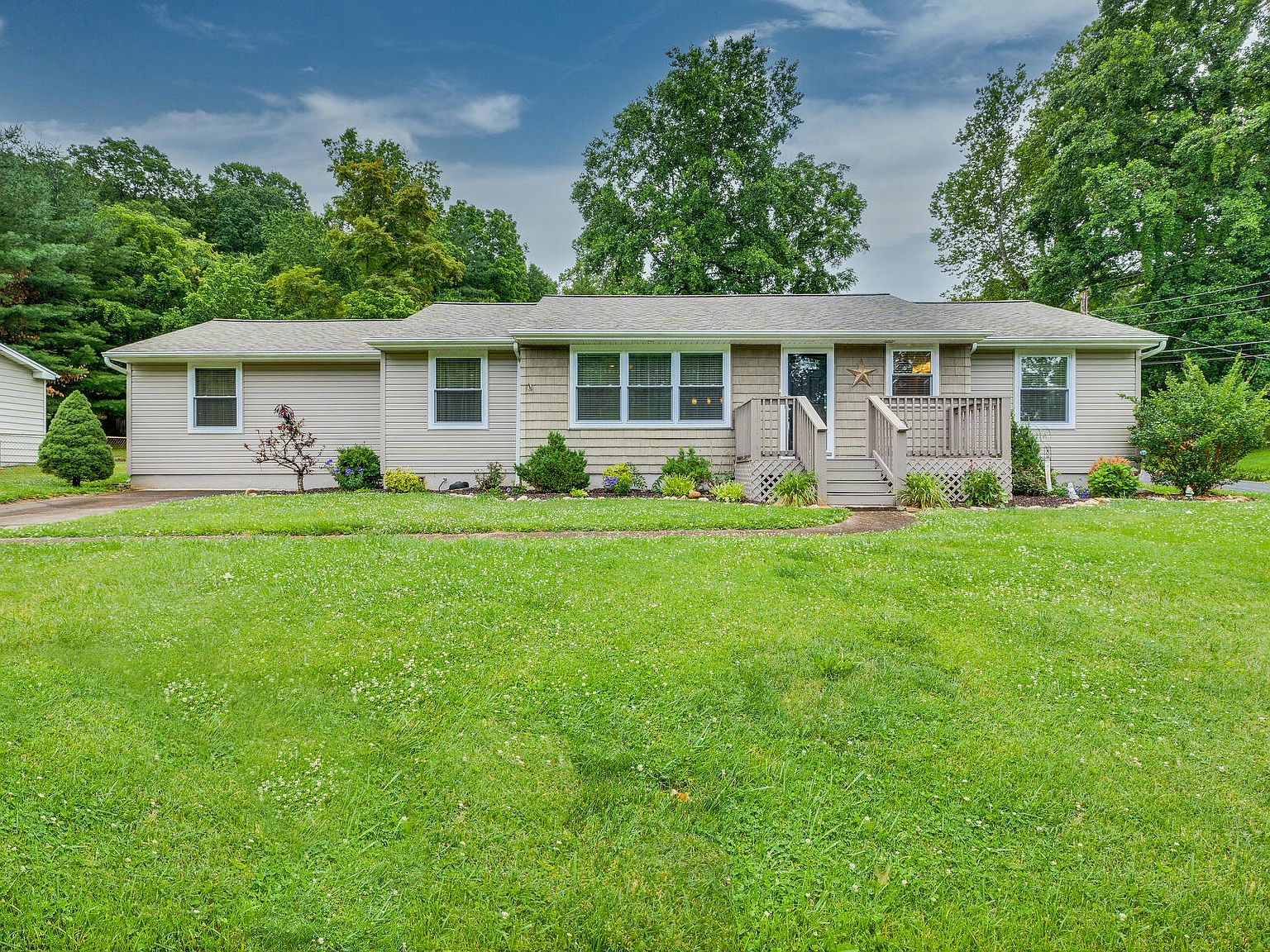 2300 Inglewood Dr, Kingsport, TN 37664 Zillow