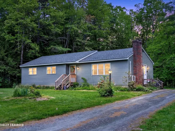 29 Smiley Avenue, Winslow, ME 04901