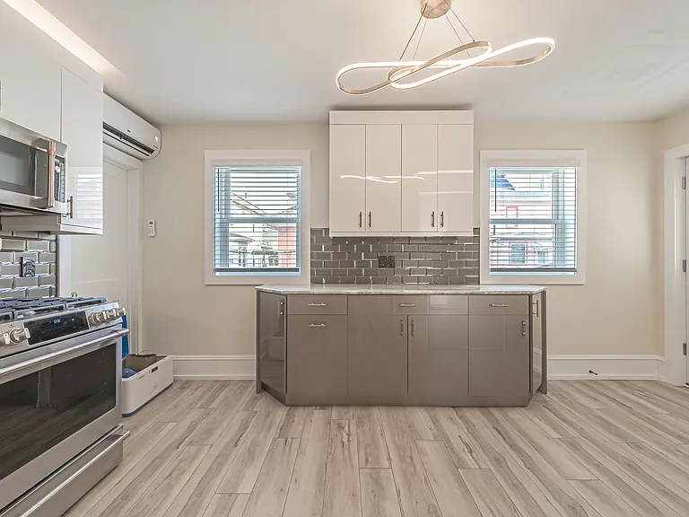 19 S Richmond Ave — Photo 18