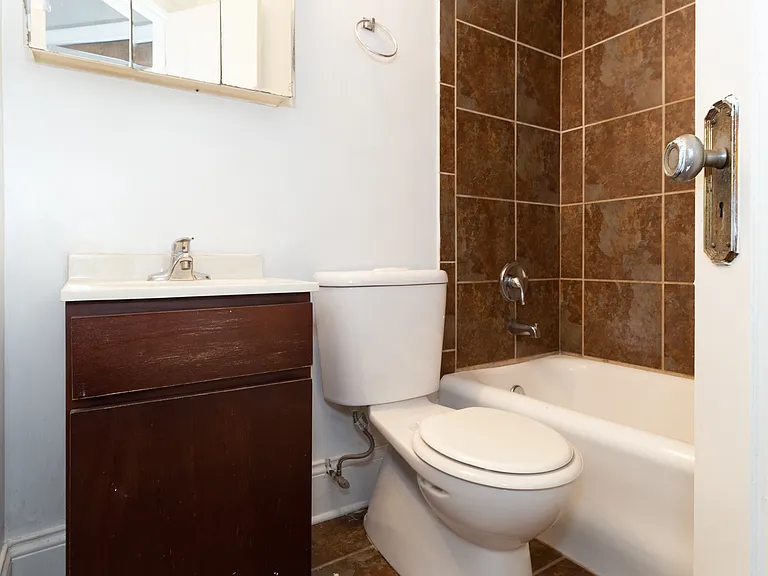 1157 W. Diversey — Photo 17