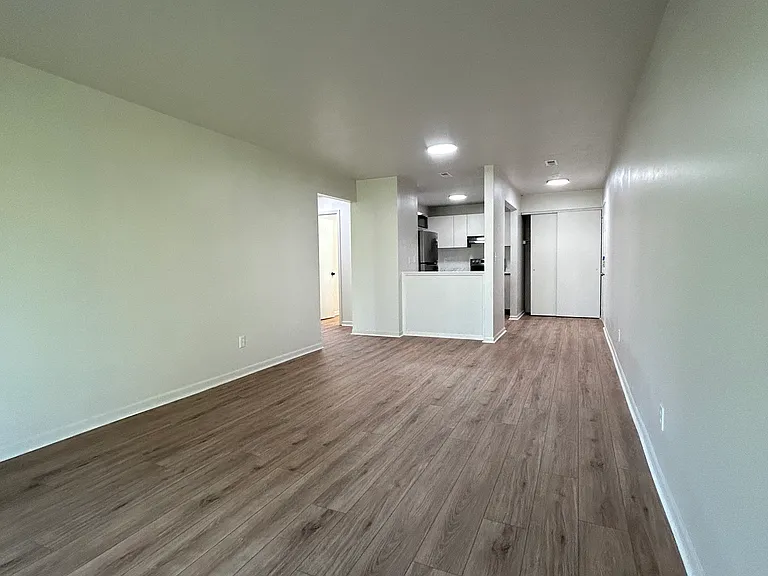 270 Mar Kim Dr #6 — Photo 2