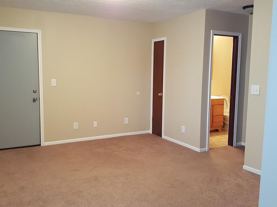 1st image of 801 E Clinton St APT 4