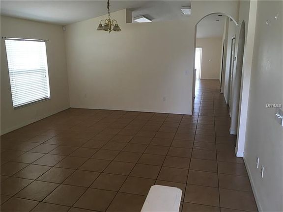 3rd image of 12002 Hampshire Field Ct