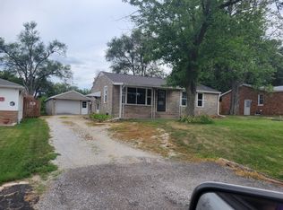 207 Mary St, Washington, IL 61571