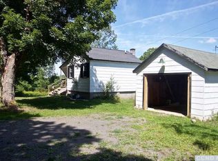 291 Macedonia Rd, Chatham, NY 12037