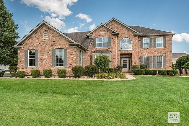 Beautiful brick front!