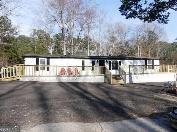 3939 Laurens Ln, Snellville, GA 30039