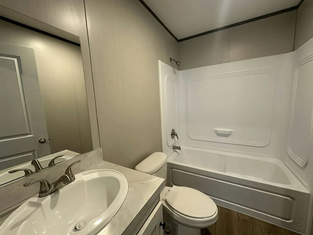 2 bed, 896 sqft, $1,450 — Photo 4