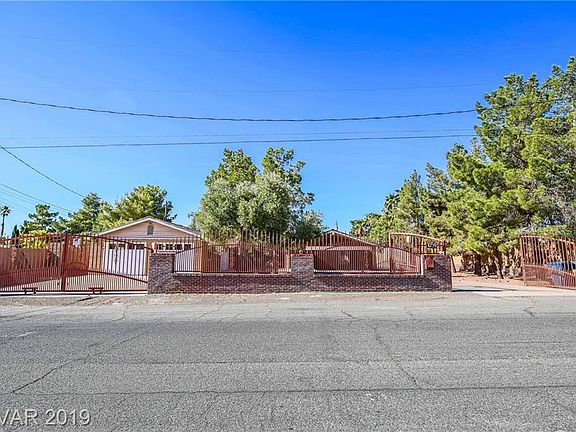5th image of 6739 Tara Ave