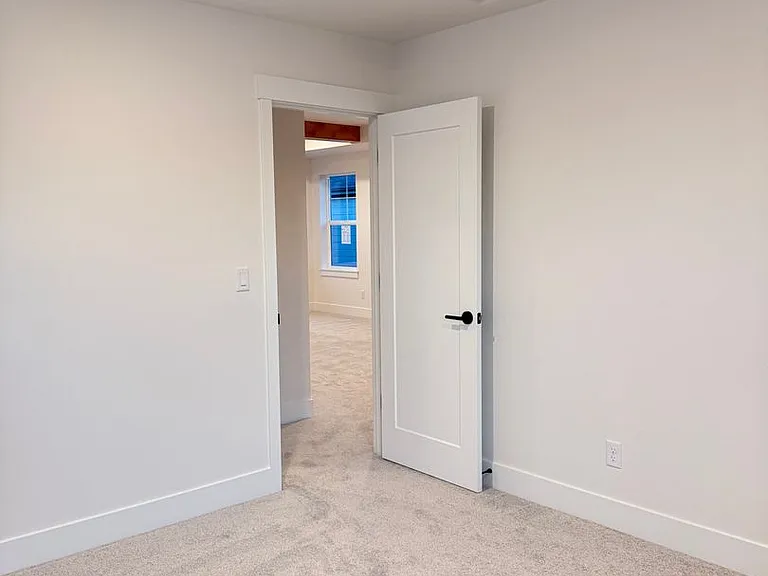 2451 N Villa Rd — Photo 20