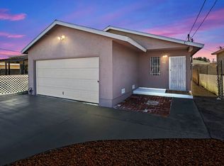 842 W Cedar St, Compton, CA 90220