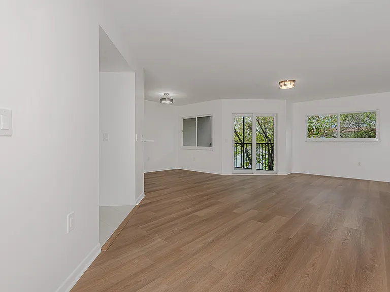 13800 SW 14th St #211C — Photo 10