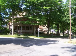 202 S Park St, Hastings, MI