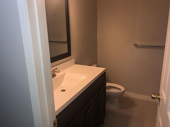 5th image of 14450 NE 31st St APT J307