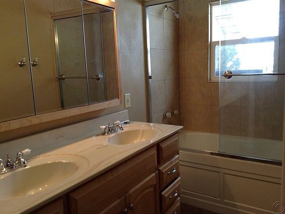 3rd image of 2231 E Crescent Dr