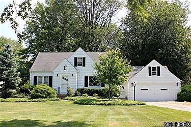 1st image of 5097 Whitethorn Ave