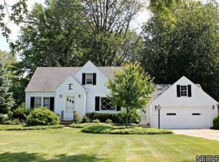 5097 Whitethorn Ave, North Olmsted, OH 44070