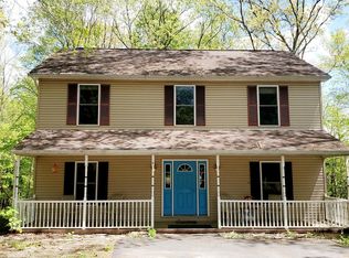 158 Farmers Ridge Rd, East Stroudsburg, PA 18301