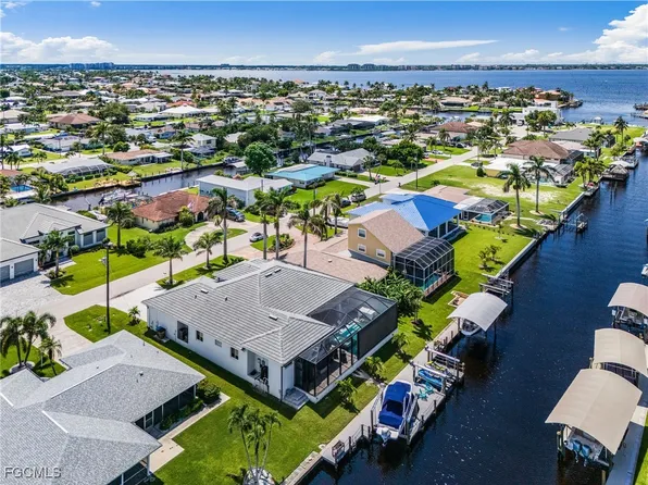 5338 Colonade Court Cpe, Coral, FL 33904