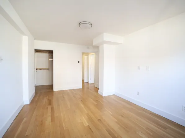 160 East 88th Street image 13 of 25