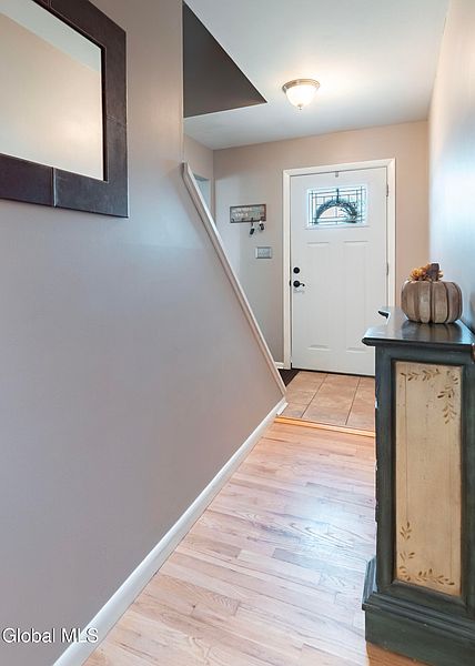 5th image of 6 Barker Street