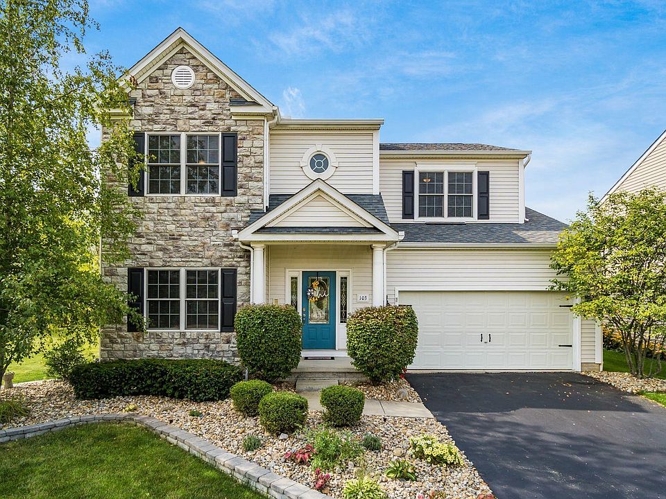 1st image of 103 Glen Crossing Dr