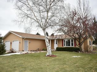 311 Birch Tree Ave, Cedar Grove, WI 53013