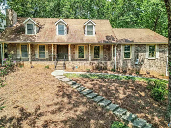 4204 Juniper Dr NW, Huntsville, AL 35810