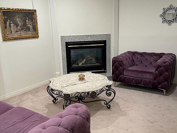 5th image of 686 York Hill Blvd #Basement