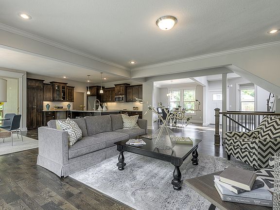 Flowing layout with spacious kitchen and enormous walk-in pantry